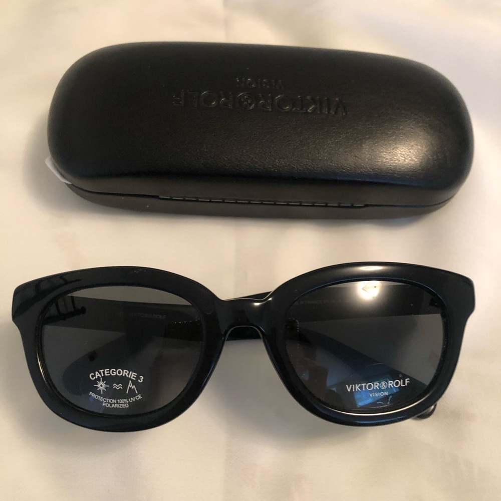 Viktor & Rolf Black polarized Sunglasses